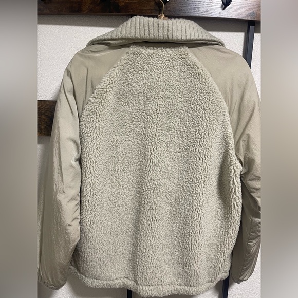 Varley Denee Half Zip Sherpa Jacket • Agate Grey • Size S • NWT  • Sold Out - Picture 11 of 11